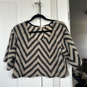 Sugarlips cropped sweater Black and Cream Chevron | Size Small